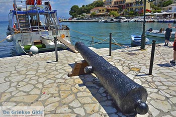 Kassiopi Corfu 0090 - Foto van https://www.grieksegids.nl/fotos/corfu/2019/normaal/kassiopi-corfu-2019-006.jpg