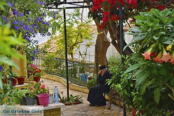 Paleokastritsa Corfu 0111 - Foto van https://www.grieksegids.nl/fotos/corfu/2019/normaal/paleokastritsa-corfu-2019-006.jpg