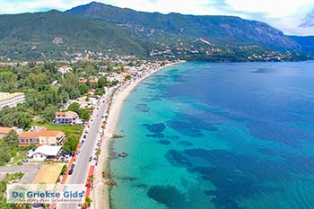 Luchtfoto Ypsos Pyrgi Pantokrator Corfu - Foto van https://www.grieksegids.nl/fotos/corfu/normaal/luchtfoto-ypsos-pantokrator-corfu.jpg