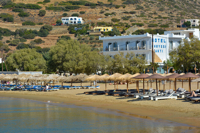 Batsi Andros | Cycladen - Foto van https://www.grieksegids.nl/fotos/cycladen/andros/batsi/mid/batsi-003.jpg?v=1772438808