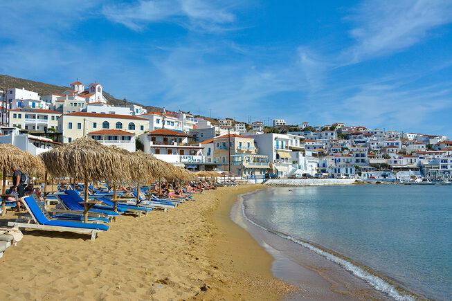 Batsi Andros | Cycladen - Foto van https://www.grieksegids.nl/fotos/cycladen/andros/batsi/mid/batsi-004.jpg?v=1772438924