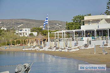 Ambelas Paros Cycladen 7 - Foto van https://www.grieksegids.nl/fotos/cycladen/paros/normaal/ambelas-paros-007.jpg