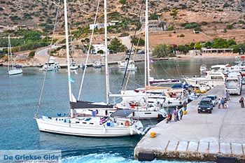 Schinoussa Cycladen -  Foto 5 - Foto van https://www.grieksegids.nl/fotos/cycladen/schinoussa/normaal/schinoussa-005.jpg