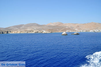 Karavostasis Folegandros | Griekenland 1 - Foto van https://www.grieksegids.nl/fotos/cycladennet-fotos/folegandros/mid/folegandros-grieksegids-001.jpg