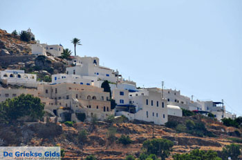 Haven Gialos Ios | Griekenland 18 - Foto van https://www.grieksegids.nl/fotos/cycladennet-fotos/ios/mid/ios-grieksegids-018.jpg