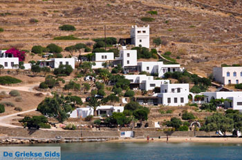 Haven Gialos Ios | Griekenland 22 - Foto van https://www.grieksegids.nl/fotos/cycladennet-fotos/ios/mid/ios-grieksegids-022.jpg