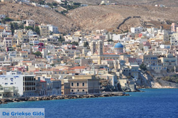 Ermoupolis Syros | Griekenland 9 - Foto van https://www.grieksegids.nl/fotos/cycladennet-fotos/syros/mid/syros-grieksegids-009.jpg