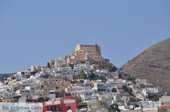 Ermoupolis Syros | Griekenland 26 - Foto van https://www.grieksegids.nl/fotos/cycladennet-fotos/syros/mid/syros-grieksegids-026.jpg