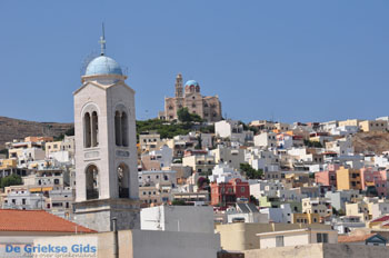 Ermoupolis Syros | Griekenland 27 - Foto van https://www.grieksegids.nl/fotos/cycladennet-fotos/syros/mid/syros-grieksegids-027.jpg