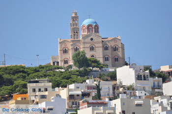 Ermoupolis Syros | Griekenland 43 - Foto van https://www.grieksegids.nl/fotos/cycladennet-fotos/syros/mid/syros-grieksegids-043.jpg