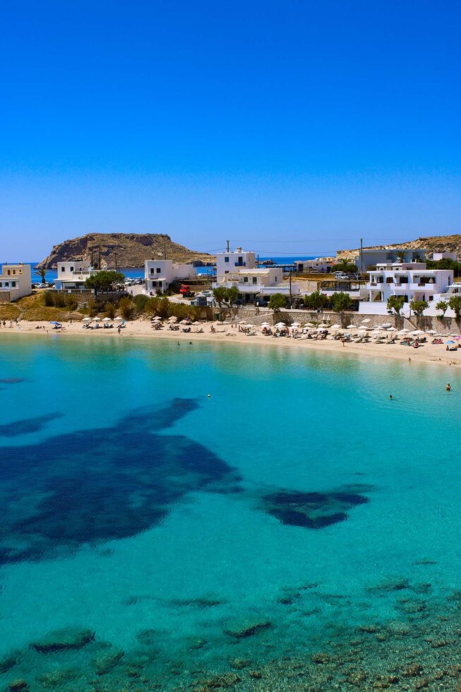 Lefkos, badplaats in het westen van Karpathos | Dodecanese - Foto van https://www.grieksegids.nl/fotos/dodecanese/karpathos/lefkos/mid/lefkos-007.jpg?v=1781940745