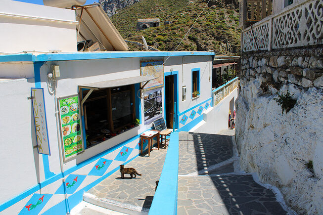 Taverna Olympos Karpathos | Dodecanese - Foto van https://www.grieksegids.nl/fotos/dodecanese/karpathos/olympos/mid/olympos-002.jpg?v=1780469163