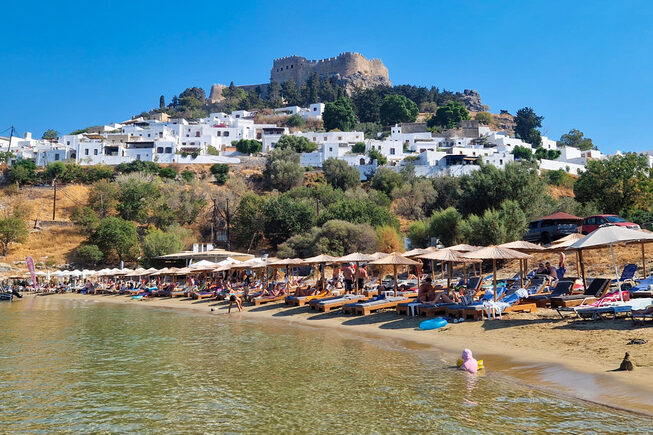 Lindos rhodos | Dodecanese - Foto van https://www.grieksegids.nl/fotos/dodecanese/rhodos/lindos/mid/lindos-002.jpg?v=1778415907