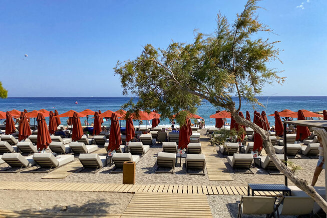 Strand Rhodos stad | Dodecanese - Foto van https://www.grieksegids.nl/fotos/dodecanese/rhodos/rhodos-stad/mid/rhodos-stad-011.jpg?v=1778407195