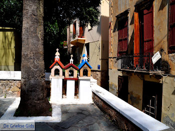 3 kerkjes  | Chania stad | Kreta - Foto van https://www.grieksegids.nl/fotos/eiland-kreta/fotos-mid/chania-kreta/chania-stad-002.jpg