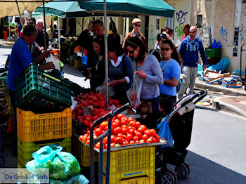 De markt van Chania  | Chania stad | Kreta - Foto van https://www.grieksegids.nl/fotos/eiland-kreta/fotos-mid/chania-kreta/chania-stad-056.jpg