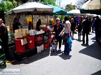 Lekkere kaas op de markt  | Chania stad | Kreta - Foto van https://www.grieksegids.nl/fotos/eiland-kreta/fotos-mid/chania-kreta/chania-stad-059.jpg