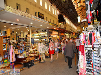 De overdekte markt foto 1  | Chania stad | Kreta - Foto van https://www.grieksegids.nl/fotos/eiland-kreta/fotos-mid/chania-kreta/chania-stad-103.jpg