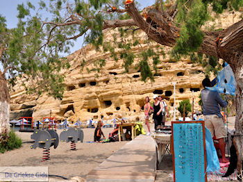 Matala Kreta | Griekenland 1 - Foto van https://www.grieksegids.nl/fotos/eiland-kreta/fotos-mid/kreta-fotos/matala-kreta-001.jpg