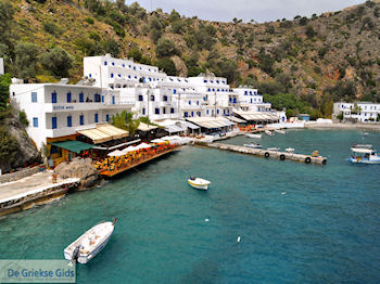 Loutro Chania Kreta | Griekenland 12 - Foto van https://www.grieksegids.nl/fotos/eiland-kreta/fotos-mid/loutro-kreta/loutro-kreta-12.jpg