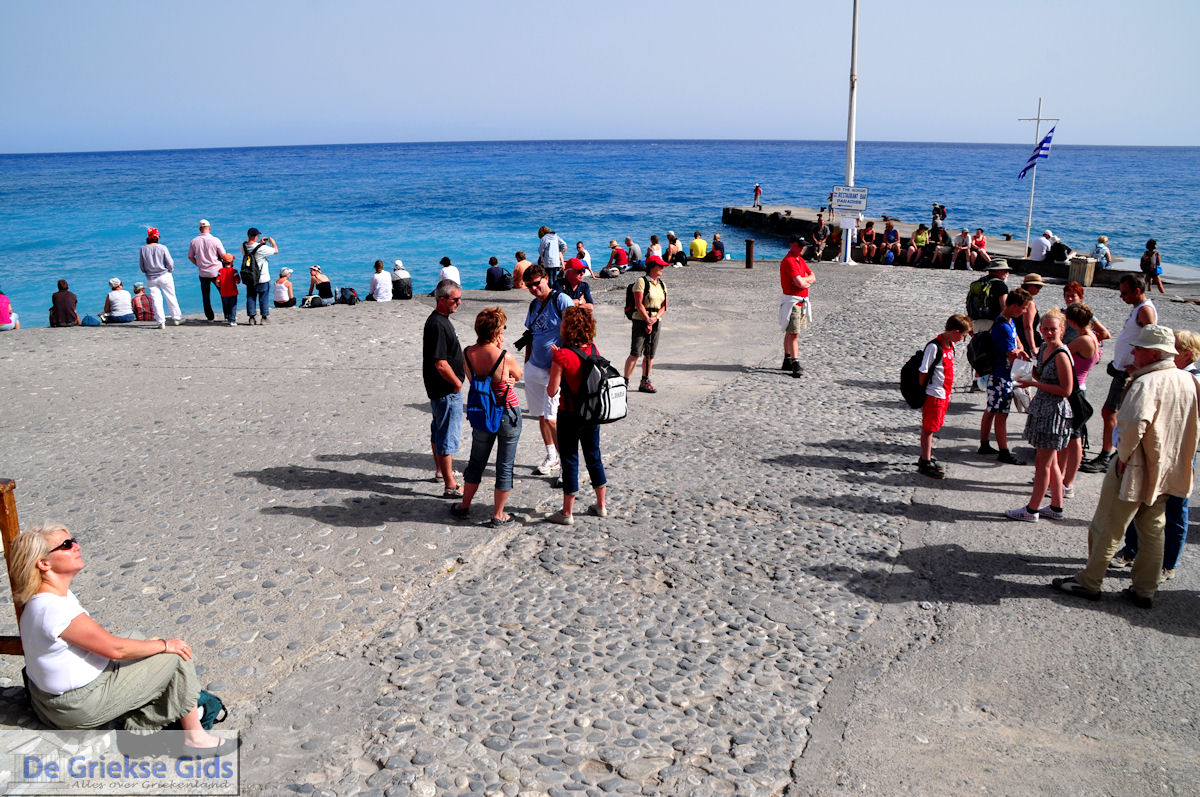 Wachtend op de boot die ons van Agia Roumeli naar Sfakia zal brengen | Chania Kreta | Griekenland