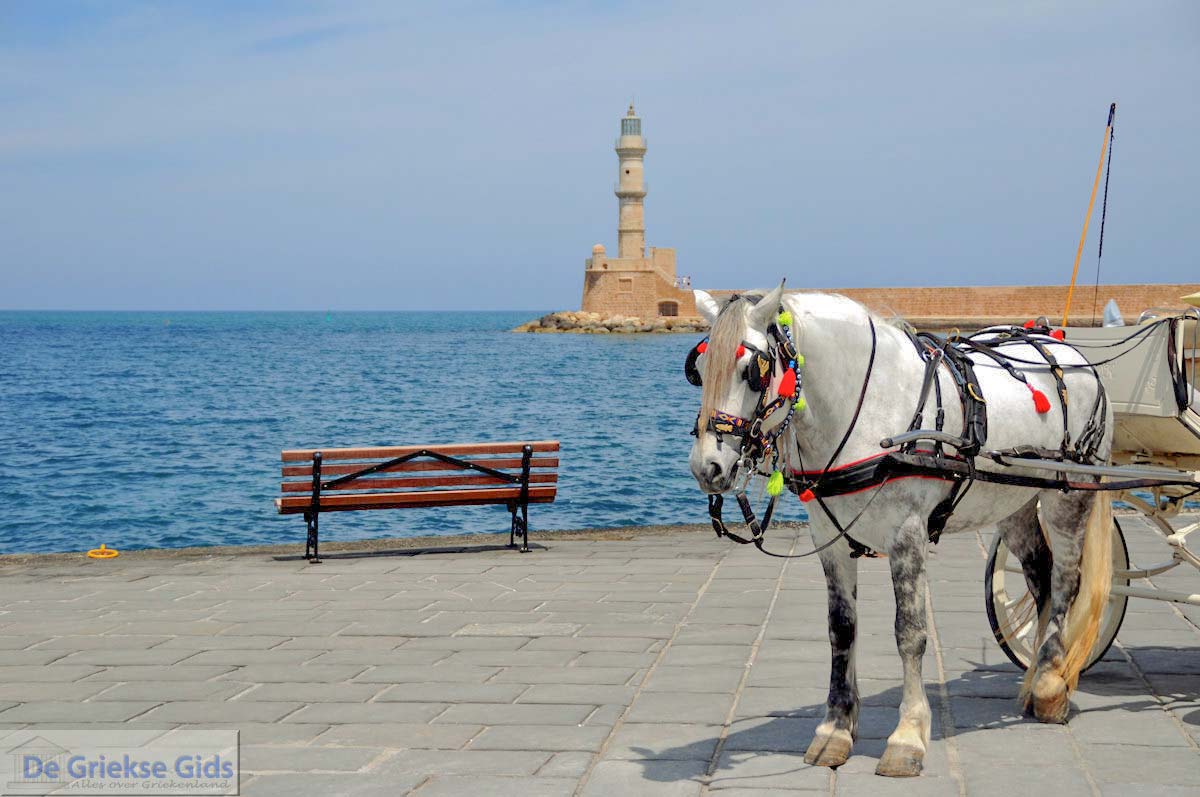 foto Het witte paard en de vuurtoren  | Chania stad | Kreta