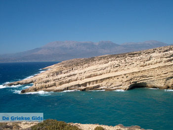 Matala Kreta | Griekenland008 - Foto van https://www.grieksegids.nl/fotos/eiland-kreta/fotos/matala-kreta/mid/matala-kreta-008.jpg
