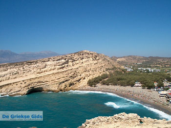 Matala Kreta | Griekenland009 - Foto van https://www.grieksegids.nl/fotos/eiland-kreta/fotos/matala-kreta/mid/matala-kreta-009.jpg
