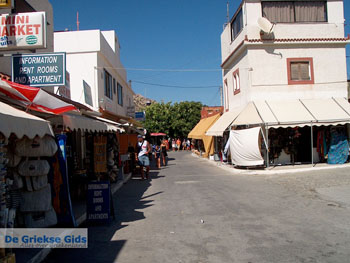 Matala Kreta | Griekenland031 - Foto van https://www.grieksegids.nl/fotos/eiland-kreta/fotos/matala-kreta/mid/matala-kreta-031.jpg