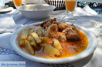 Lendas (Lentas) | Zuid Kreta Griekenland 11 - Foto van https://www.grieksegids.nl/fotos/eiland-kreta/fotos/zuidkreta/normaal/zuid-kreta-grieksegids-0637.jpg