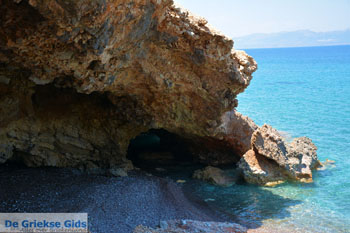 Bij de grotten bij Kakia Lagada Kythira - 5 - Foto van https://www.grieksegids.nl/fotos/eiland-kythira/aghiapelagia-lagada/normaal/aghia-pelagia-kythira-179.jpg