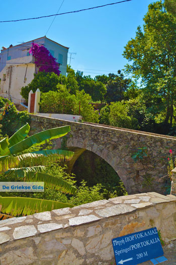 Bij de bronnen van Karavas | Kythira | Foto 15 - Foto van https://www.grieksegids.nl/fotos/eiland-kythira/bronnen-karavas/normaal/bronnen-karavas-015.jpg