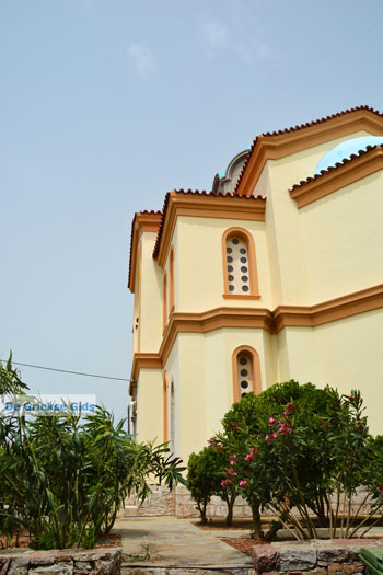 Karvounades Kythira | Griekenland 28 - Foto van https://www.grieksegids.nl/fotos/eiland-kythira/karvounades/normaal/karvounades-kythira-028.jpg