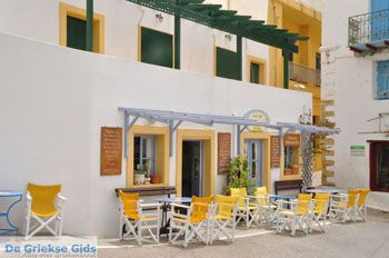 Kythira stad (Chora) | Griekenland 1 - Foto van https://www.grieksegids.nl/fotos/eiland-kythira/kythira-stad/normaal/kythira-stad-chora-001.jpg