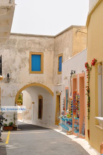 Kythira stad (Chora) | Griekenland 2 - Foto van https://www.grieksegids.nl/fotos/eiland-kythira/kythira-stad/normaal/kythira-stad-chora-002.jpg