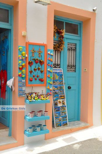 Kythira stad (Chora) | Griekenland 5 - Foto van https://www.grieksegids.nl/fotos/eiland-kythira/kythira-stad/normaal/kythira-stad-chora-005.jpg