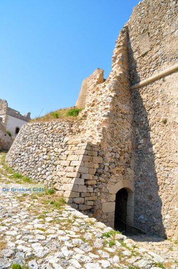 Kythira stad (Chora) | Griekenland 69 - Foto van https://www.grieksegids.nl/fotos/eiland-kythira/kythira-stad/normaal/kythira-stad-chora-069.jpg