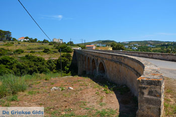 Katouni brug | Ano en Kato Livadi Kythira | Griekenland | Foto 50 - Foto van https://www.grieksegids.nl/fotos/eiland-kythira/livadi/normaal/livadi-kythira-050.jpg