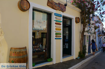 Potamos Kythira | Griekenland 33 - Foto van https://www.grieksegids.nl/fotos/eiland-kythira/potamos/normaal/potamos-kythira-103.jpg