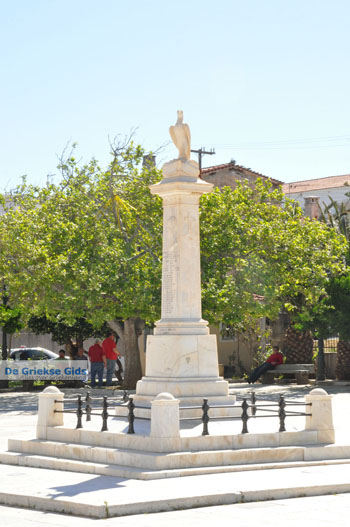 Andros-stad (Chora) | De Griekse Gids | Foto 018 - Foto van https://www.grieksegids.nl/fotos/eilandandros/andros-mid/eiland-andros-025.jpg