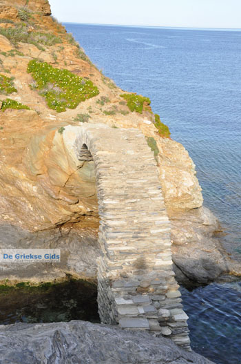 Andros-stad (Chora) | De Griekse Gids | Foto 108 - Foto van https://www.grieksegids.nl/fotos/eilandandros/andros-mid/eiland-andros-173.jpg