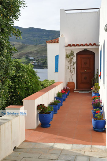 Andros-stad (Chora) | De Griekse Gids | Foto 121 - Foto van https://www.grieksegids.nl/fotos/eilandandros/andros-mid/eiland-andros-186.jpg