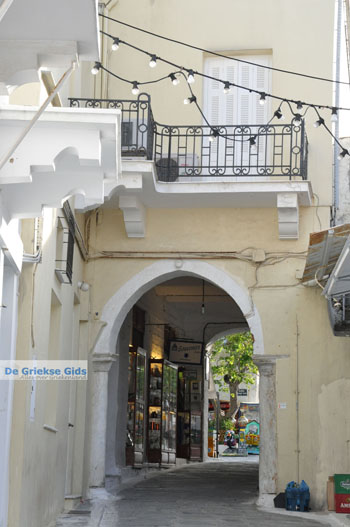 Andros-stad (Chora) | De Griekse Gids | Foto 133 - Foto van https://www.grieksegids.nl/fotos/eilandandros/andros-mid/eiland-andros-198.jpg