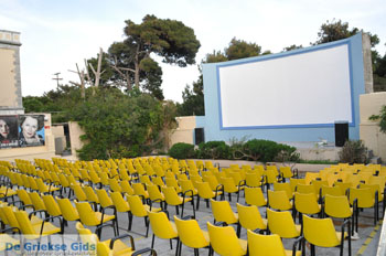 Andros-stad (Chora) | De Griekse Gids | Foto 137 - Foto van https://www.grieksegids.nl/fotos/eilandandros/andros-mid/eiland-andros-202.jpg