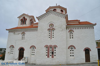 Batsi | Eiland Andros | De Griekse Gids | Foto 10 - Foto van https://www.grieksegids.nl/fotos/eilandandros/andros-mid/eiland-andros-220.jpg