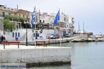 Batsi | Eiland Andros | De Griekse Gids | Foto 57 - Foto van https://www.grieksegids.nl/fotos/eilandandros/andros-mid/eiland-andros-267.jpg