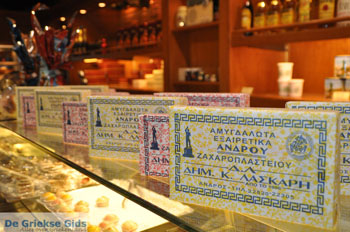 Andros-stad (Chora) | De Griekse Gids | Foto 150 - Foto van https://www.grieksegids.nl/fotos/eilandandros/andros-mid/eiland-andros-389.jpg