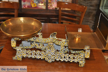 Andros-stad (Chora) | De Griekse Gids | Foto 151 - Foto van https://www.grieksegids.nl/fotos/eilandandros/andros-mid/eiland-andros-390.jpg