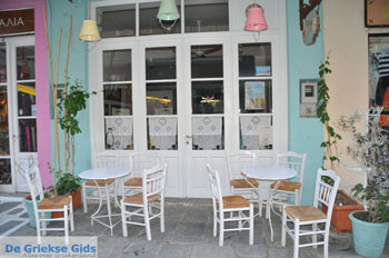 Andros-stad (Chora) | De Griekse Gids | Foto 156 - Foto van https://www.grieksegids.nl/fotos/eilandandros/andros-mid/eiland-andros-395.jpg