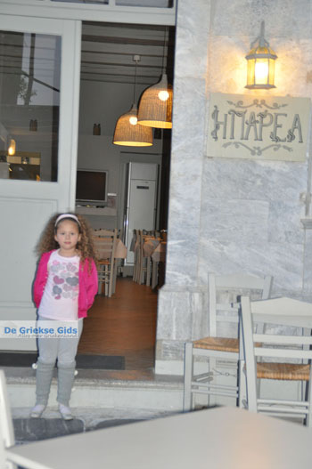 Andros-stad (Chora) | De Griekse Gids | Foto 159 - Foto van https://www.grieksegids.nl/fotos/eilandandros/andros-mid/eiland-andros-398.jpg